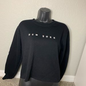 Brandy Melville cropped NYC sweatshirt black